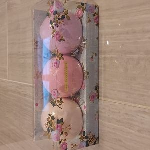 NWT Beauty Concepts Bath Fizz Trio